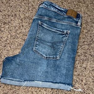 American Eagle midi shorts